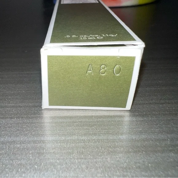 NIB Origins Mega-Mushroom Relief and Resilience Soothing Gel Cream for Eyes - Picture 5 of 5